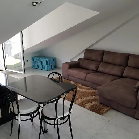 Apartment - 2 Bedrooms - 60169 *